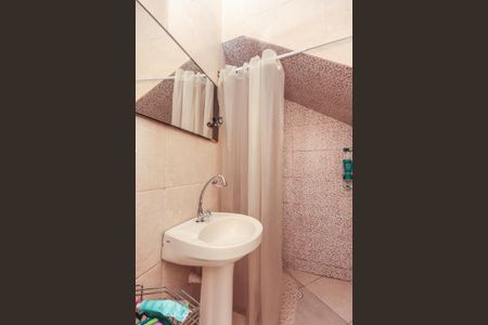 Casa à venda com 450m², 6 quartos e 5 vagasBanheiro de serviço