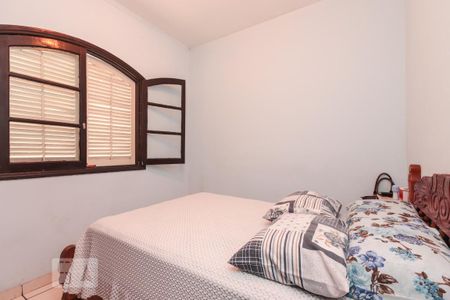 Casa à venda com 450m², 6 quartos e 5 vagasQuarto 1 casa 2