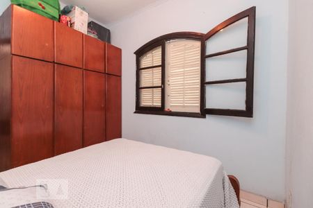 Casa à venda com 450m², 6 quartos e 5 vagasQuarto 1 casa 2