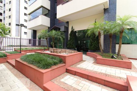 Apartamento à venda com 117m², 3 quartos e 3 vagasEntrada