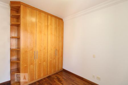 Apartamento à venda com 117m², 3 quartos e 3 vagasQuarto 2