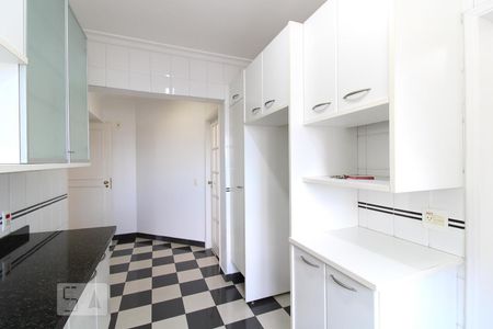 Apartamento à venda com 117m², 3 quartos e 3 vagasCozinha