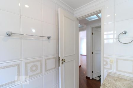 Apartamento à venda com 117m², 3 quartos e 3 vagasBanheiro