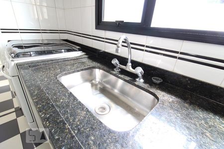 Apartamento à venda com 117m², 3 quartos e 3 vagasCozinha