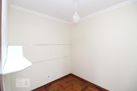 Quarto de apartamento para alugar com 3 quartos, 90m² em Santa Efigênia, Belo Horizonte