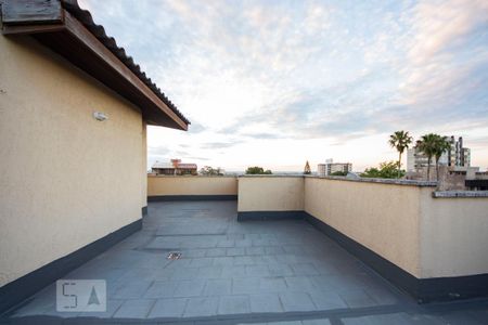 Apartamento à venda com 45m², 1 quarto e 1 vaga Apartamento à venda com 45m², 1 quarto e 1 vagaVaranda do Salão de festas