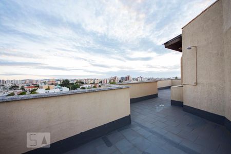 Apartamento à venda com 45m², 1 quarto e 1 vaga Apartamento à venda com 45m², 1 quarto e 1 vagaVaranda do Salão de festas