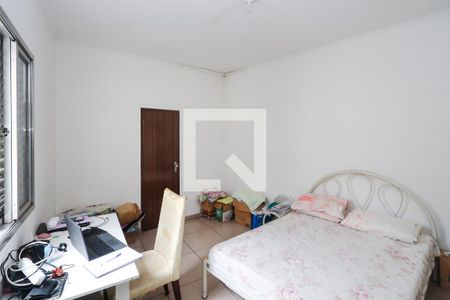 Casa à venda com 470m², 3 quartos e 2 vagas Casa à venda com 470m², 3 quartos e 2 vagasQuarto 3