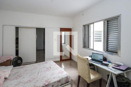Casa à venda com 470m², 3 quartos e 2 vagas Casa à venda com 470m², 3 quartos e 2 vagasQuarto 3