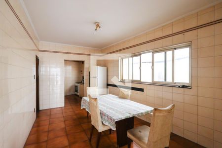 Casa à venda com 470m², 3 quartos e 2 vagas Casa à venda com 470m², 3 quartos e 2 vagascozinha