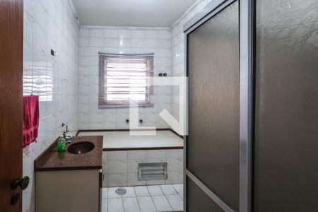 Casa à venda com 470m², 3 quartos e 2 vagas Casa à venda com 470m², 3 quartos e 2 vagasbanheiro social