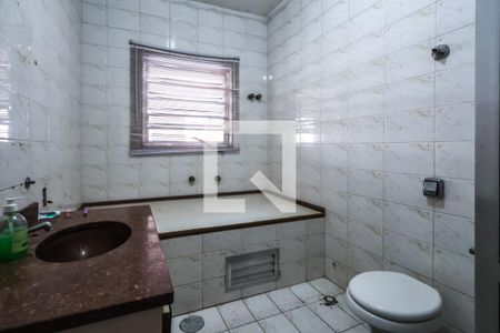 Casa à venda com 470m², 3 quartos e 2 vagas Casa à venda com 470m², 3 quartos e 2 vagasbanheiro social