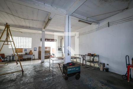 Casa à venda com 470m², 3 quartos e 2 vagas Casa à venda com 470m², 3 quartos e 2 vagasgaragem