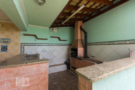 Casa à venda com 320m², 4 quartos e 3 vagasChurrasqueira