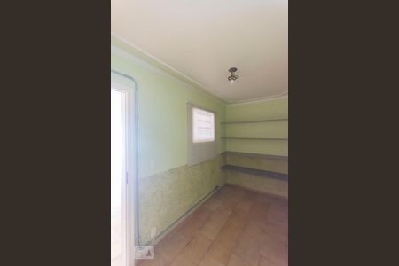 Casa à venda com 320m², 4 quartos e 3 vagasDespensa