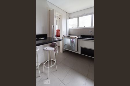 Apartamento à venda com 75m², 3 quartos e 1 vaga