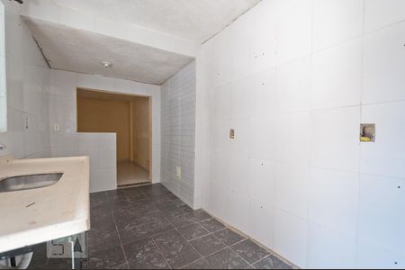Cozinha de casa para alugar com 1 quarto, 25m² em Itaquera, São Paulo