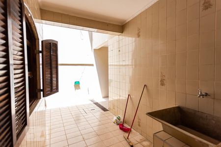 Casa para alugar com 284m², 3 quartos e 3 vagas Casa para alugar com 284m², 3 quartos e 3 vagasÁrea de Serviço