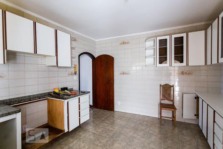 Casa para alugar com 284m², 3 quartos e 3 vagas Casa para alugar com 284m², 3 quartos e 3 vagasCozinha