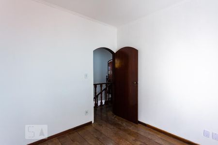 Casa para alugar com 284m², 3 quartos e 3 vagas Casa para alugar com 284m², 3 quartos e 3 vagasQuarto 2