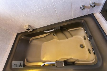 Casa para alugar com 284m², 3 quartos e 3 vagas Casa para alugar com 284m², 3 quartos e 3 vagasBanheira