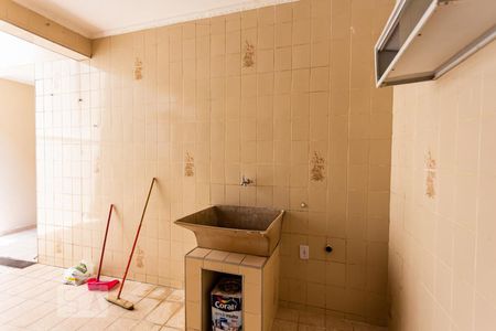 Casa para alugar com 284m², 3 quartos e 3 vagas Casa para alugar com 284m², 3 quartos e 3 vagasÁrea de Serviço