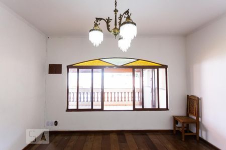 Sala de casa para alugar com 3 quartos, 284m² em Umuarama, Osasco