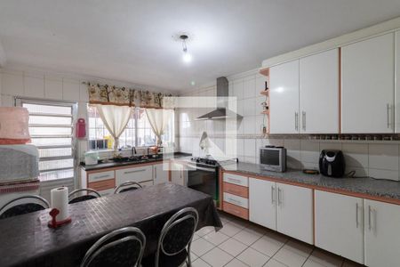 Casa à venda com 195m², 4 quartos e 2 vagasCozinha