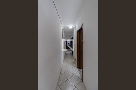 Casa à venda com 195m², 4 quartos e 2 vagasCorredor