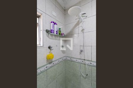 Casa à venda com 195m², 4 quartos e 2 vagasBanheiro