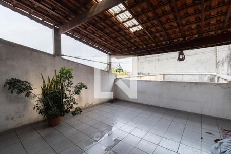 Casa à venda com 195m², 4 quartos e 2 vagasÁrea de Serviço