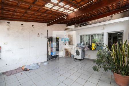 Casa à venda com 195m², 4 quartos e 2 vagasÁrea de Serviço
