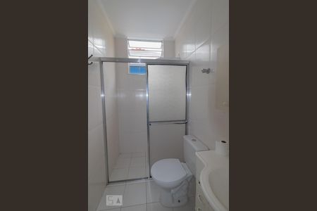 Casa à venda com 172m², 3 quartos e 2 vagas Casa à venda com 172m², 3 quartos e 2 vagasBanheiro da Suíte