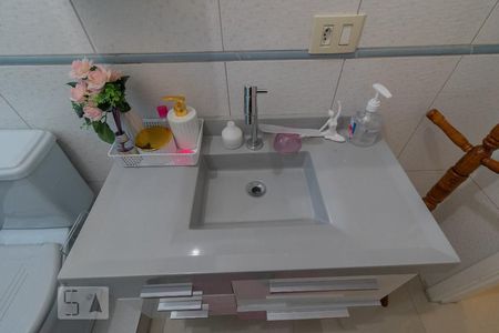 Casa à venda com 172m², 3 quartos e 2 vagas Casa à venda com 172m², 3 quartos e 2 vagasBanheiro da Suíte 2