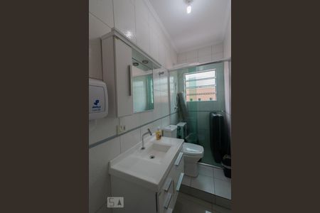 Casa à venda com 172m², 3 quartos e 2 vagas Casa à venda com 172m², 3 quartos e 2 vagasBanheiro da Suíte 1