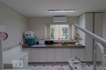 Casa à venda com 172m², 3 quartos e 2 vagas Casa à venda com 172m², 3 quartos e 2 vagasCozinha