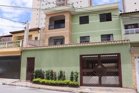 Apartamento para alugar com 83m², 2 quartos e 2 vagasFachada