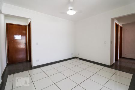 Sala de apartamento à venda com 3 quartos, 72m² em Setor Bueno, Goiânia
