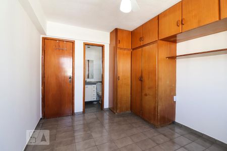 Apartamento à venda com 72m², 3 quartos e sem vaga Apartamento à venda com 72m², 3 quartos e sem vagaQuarto Suíte