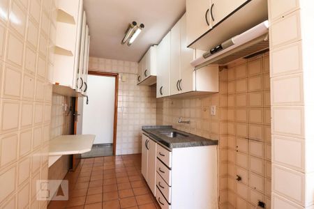 Apartamento à venda com 72m², 3 quartos e sem vaga Apartamento à venda com 72m², 3 quartos e sem vagaCozinha