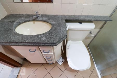 Apartamento à venda com 72m², 3 quartos e sem vaga Apartamento à venda com 72m², 3 quartos e sem vagaBanheiro Social