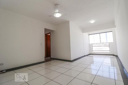 Sala de apartamento à venda com 3 quartos, 72m² em Setor Bueno, Goiânia