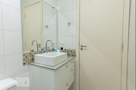 Apartamento à venda com 51m², 2 quartos e 1 vagaBanheiro - Torneira