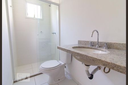 Apartamento para alugar com 57m², 2 quartos e 1 vagaBanheiro 2