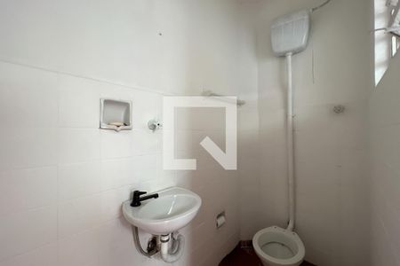 Casa à venda com 121m², 3 quartos e 2 vagasBanheiro de Serviço