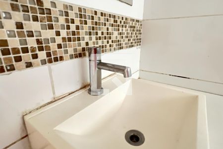 Casa à venda com 121m², 3 quartos e 2 vagasBanheiro