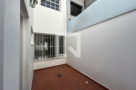 Casa à venda com 121m², 3 quartos e 2 vagasPátioPátio / Área de Serviço