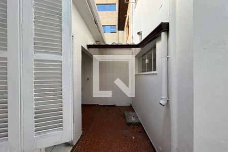 Casa à venda com 121m², 3 quartos e 2 vagasPátio / Área de Serviço