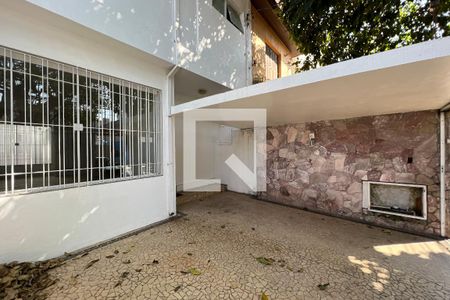 Casa à venda com 121m², 3 quartos e 2 vagasGaragem