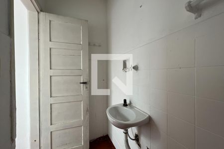 Casa à venda com 121m², 3 quartos e 2 vagasBanheiro de Serviço